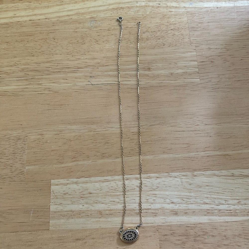 Avon vintage necklace
